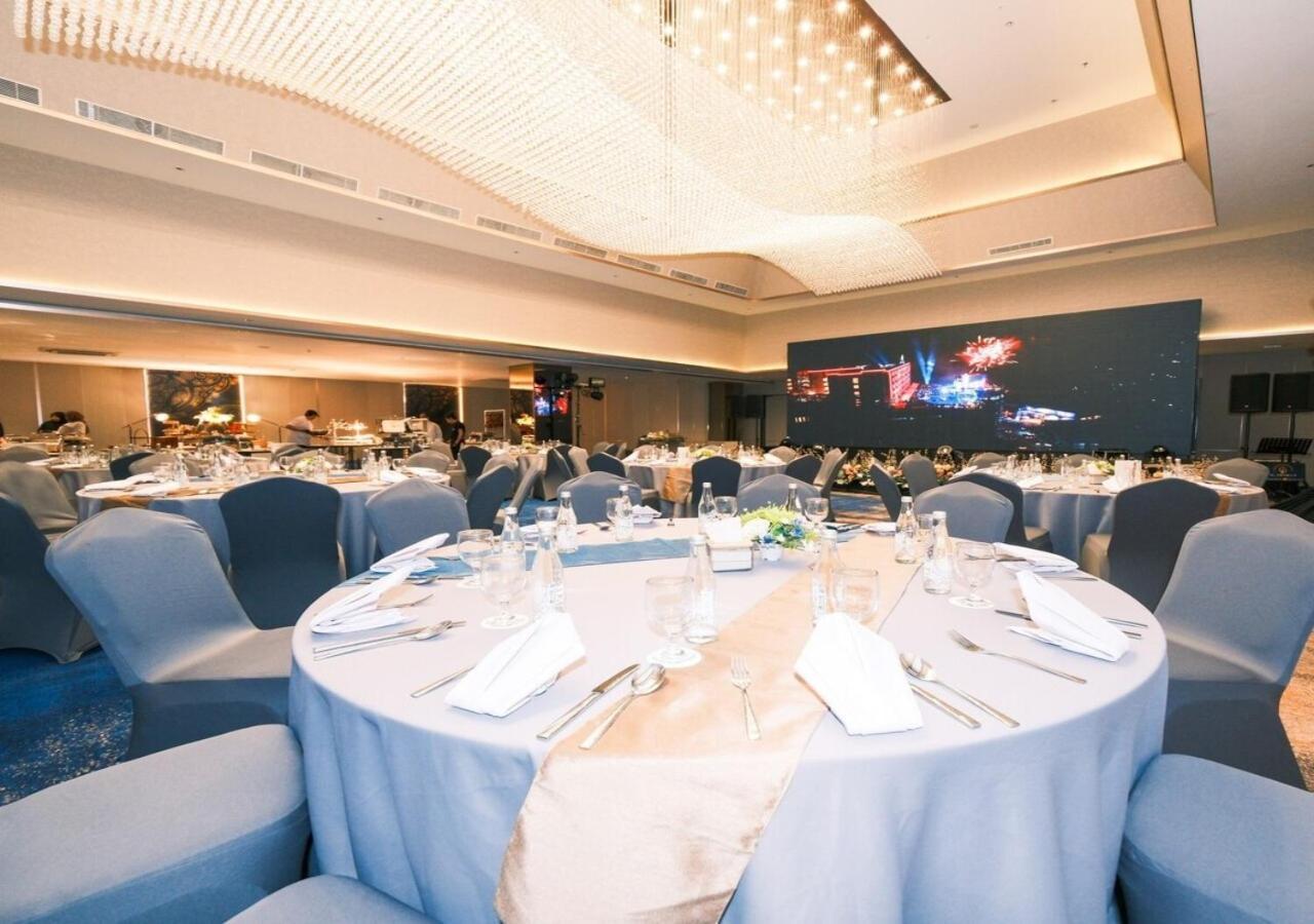 Pentacity Hotel Balikpapan Kültér fotó