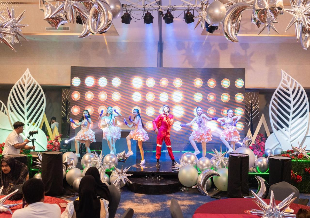 Pentacity Hotel Balikpapan Kültér fotó
