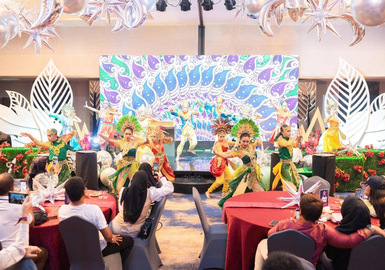Pentacity Hotel Balikpapan Kültér fotó