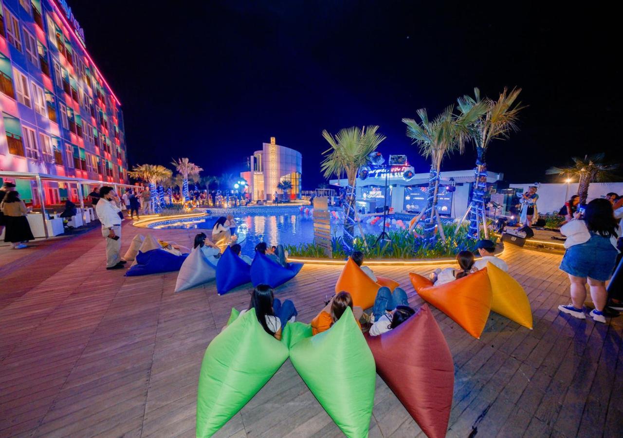 Pentacity Hotel Balikpapan Kültér fotó