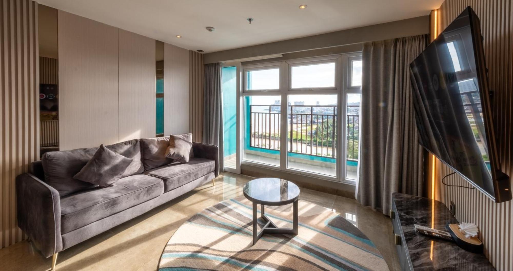 Pentacity Hotel Balikpapan Kültér fotó