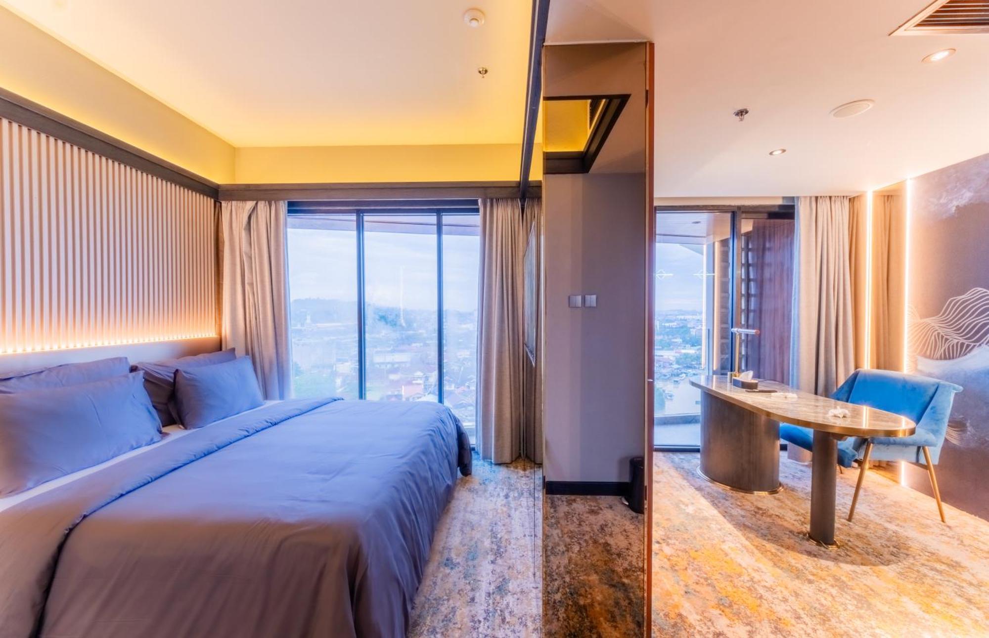 Pentacity Hotel Balikpapan Kültér fotó
